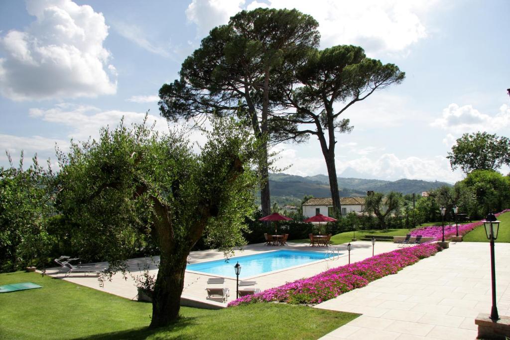 Agriturismo Villa Irelli Castellalto Exterior foto